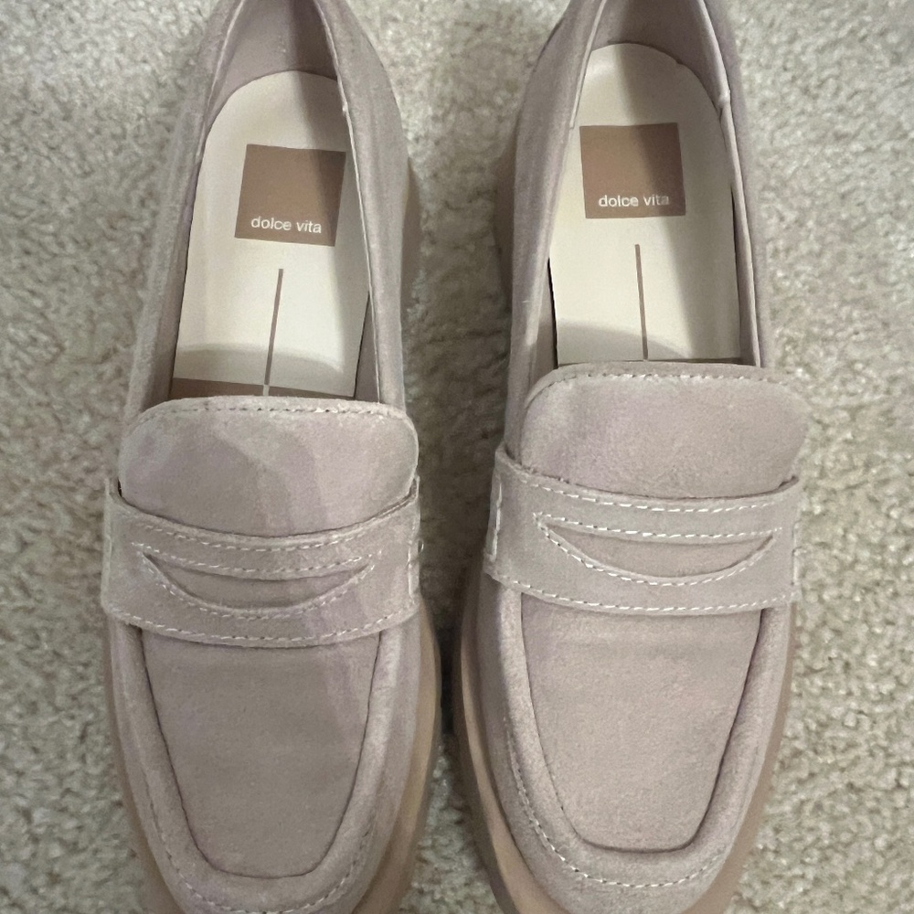 Dolce Vita Elias Flats Color Dune Suede Size 7
